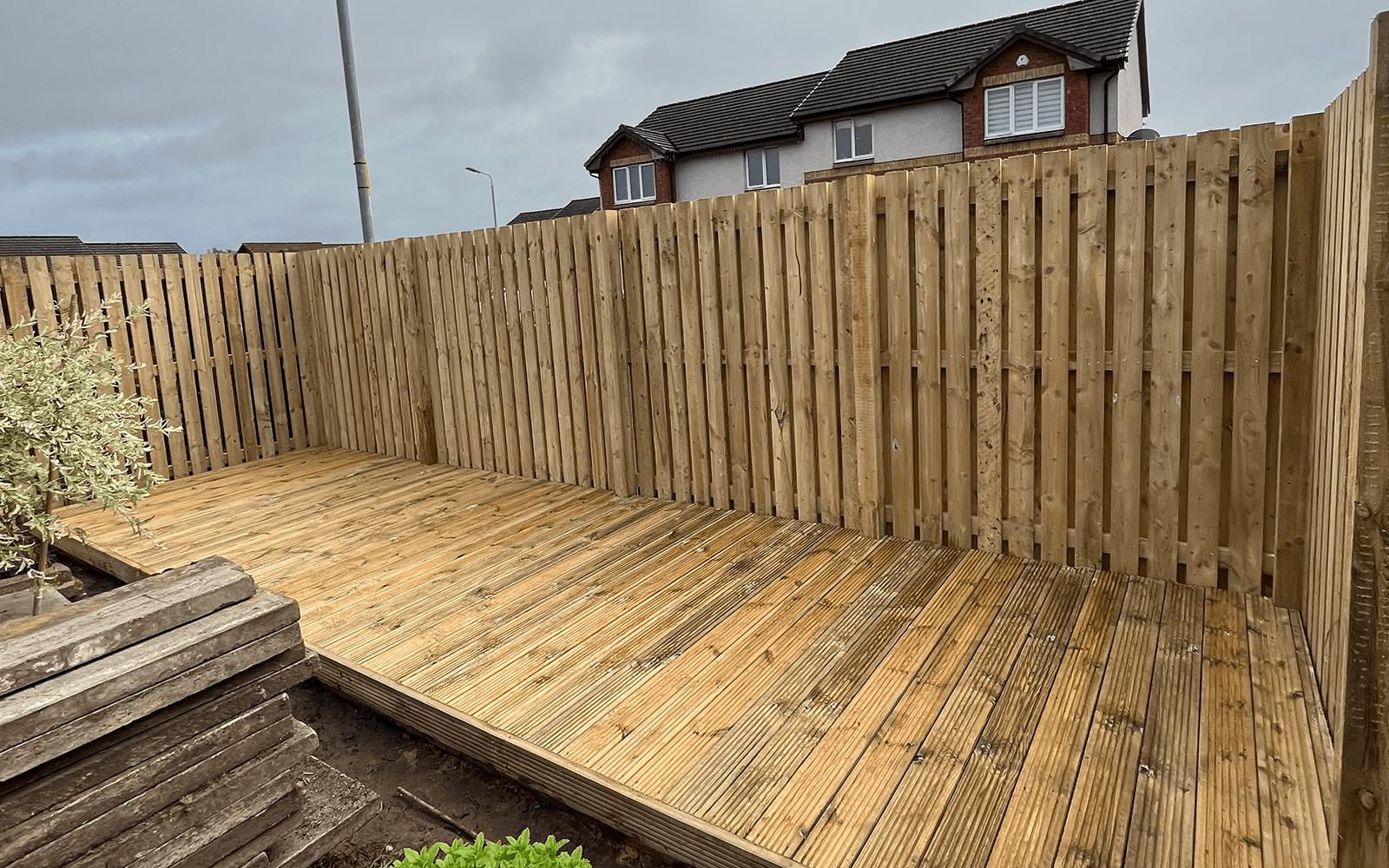Frontier Fencing Work